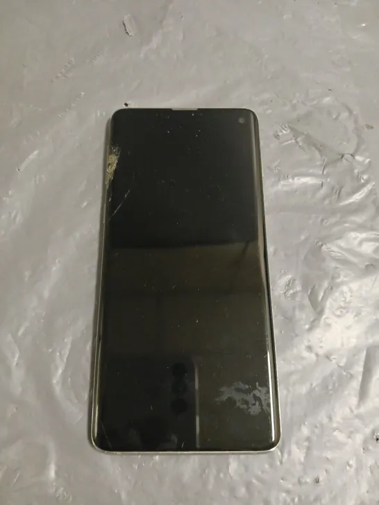 UNBOXED SAMSUNG GALAXY S10 MOBILE PHONE