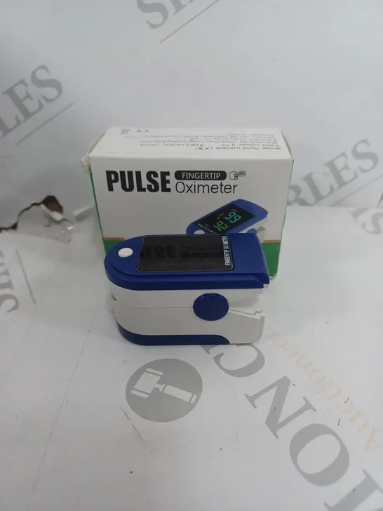 BOXED LK87 PULSE OXIMETER 