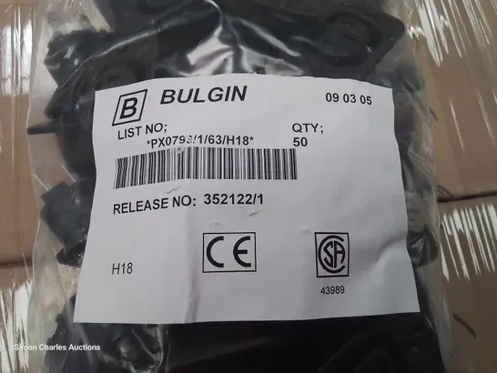 CARTON OF APPROXIMATELY 450 BULGIN 3 PIN PLUGS