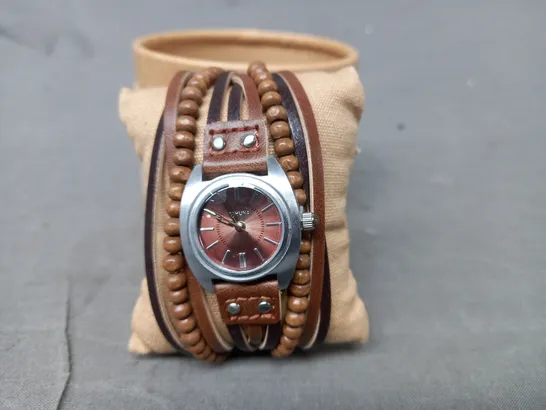 KAHUNA STRAPPY SILVER EFFECT WATCH W. BROWN STRAPS & BEADS