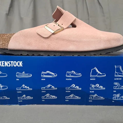 BOXED PAIR OF BIRKENSTOCK BOSTON BS SHOES IN LIGHT ROSE UK SIZE 10.5