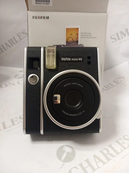 BOXED FUJIFILM INSTAX MINI 40 INSTANT CAMERA