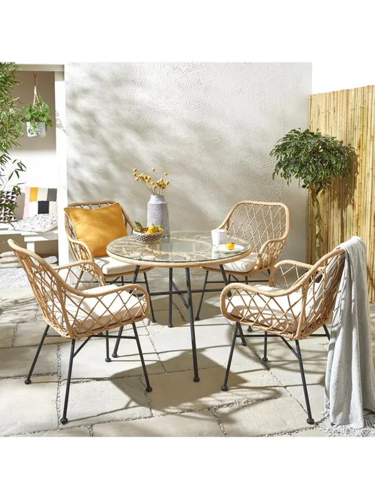 BOXED GRADE 1 MADRID CANE EFFECT NATURAL 4-SEATER GARDEN DINING SET (BOX 1 OF 2 ONLY) RRP £629.99