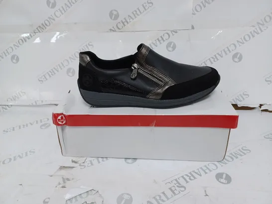 BOXED RIEKER BLACK ZIP DETAIL TRAINERS- SIZE 6 