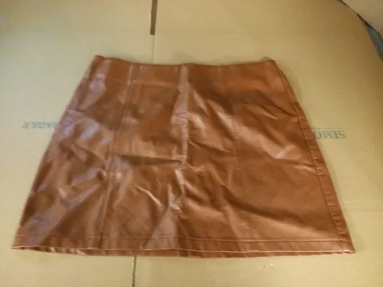 DOROTHY PERKINS BROWNLEATHER LOOK SKIRT - UK 16