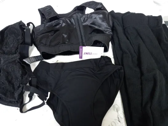 BOX OF APPROXIMATELY 25 ASSORTED CLOTHING ITEMS TO INCUDE - SPORTS BRA , PANTS , TROUSERS ETC