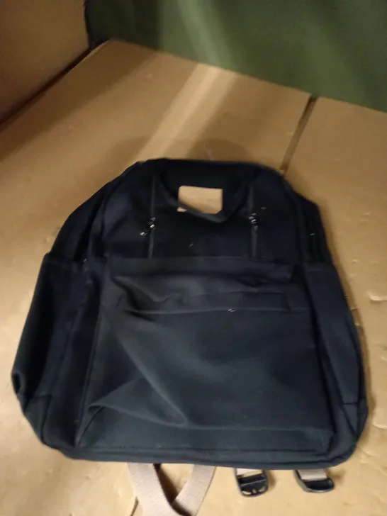 ZAOSHANGHAO BLACK BACKPACK 