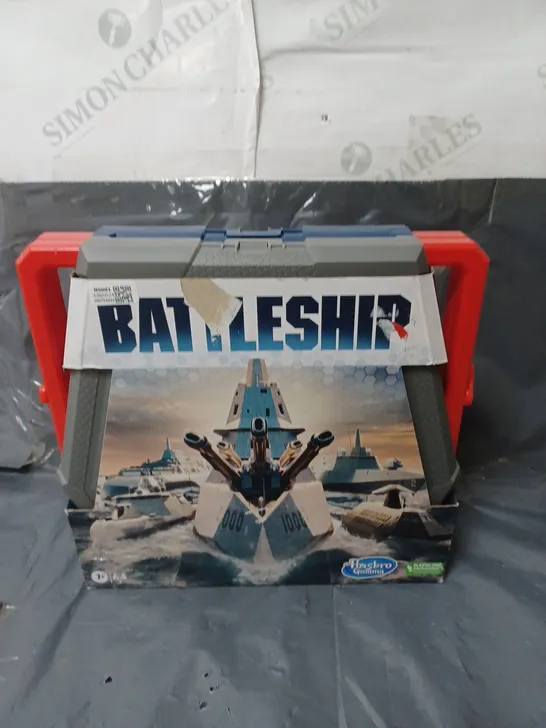 HASBRO GAMING BATTLESHIP GAME