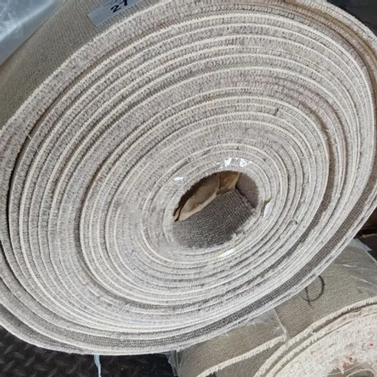 ROLL OF QUALITY NATURAL CO-ORDINATES TEMPEST CARPET APPROXIMATELY W 4M L 22.1M