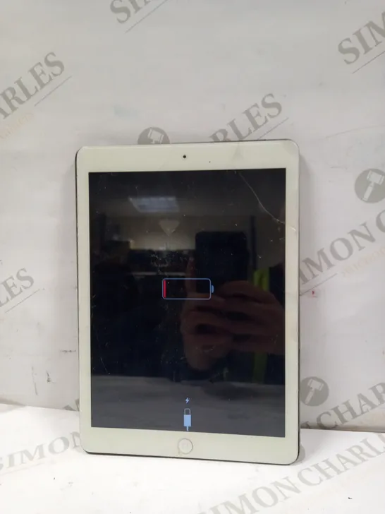 APPLE IPAD AIR A1475