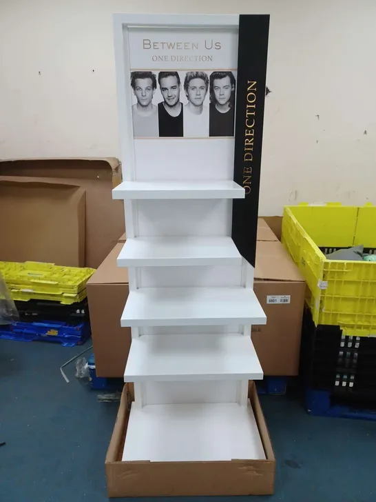 PALLET OF 3 ONE DIRECTION FREESTANDING UNIT IN WHITE/BLACK - COLLECTION ONLY