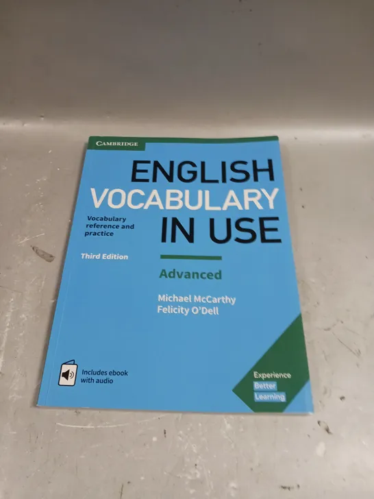 CAMBRIDGE ENGLISH VOCABULARY IN USE - ADVANCED 