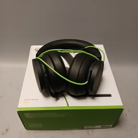 BOXED XBOX WIRED STEREO GAMING HEADSET WITH MICROPHONE BLACK