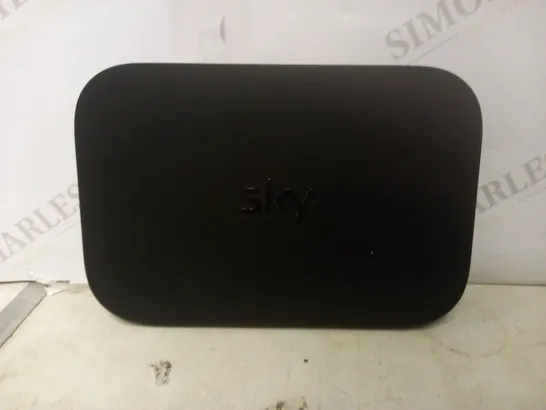 SKY EM150 Q MINI BOX