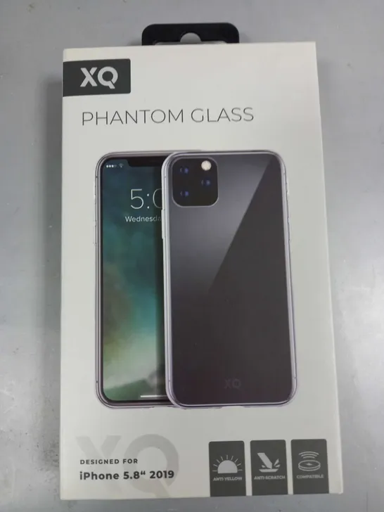 APPROXIMATELY 20 BRAND NEW BOXED XQ PHANTOM PROTECTIVE CASES FOR IPHONE 5.8" 2019 MODEL 