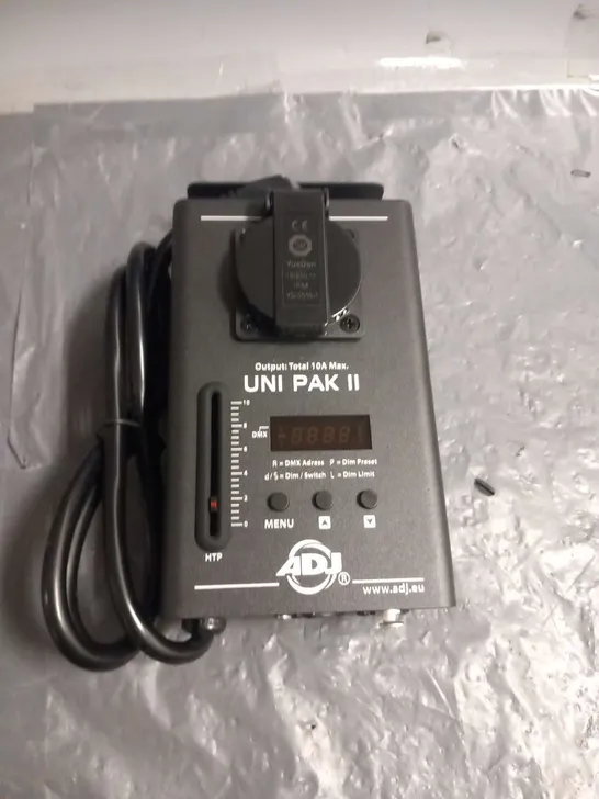 BOXED ADJ UNI PAK II