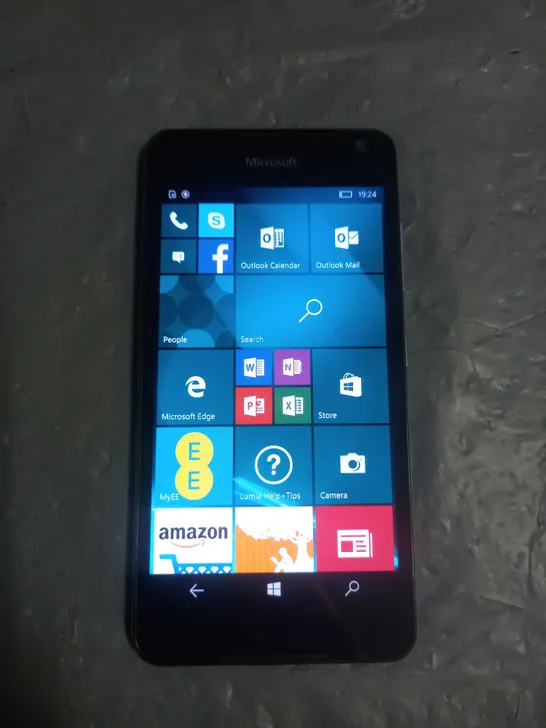 MICROSOFT LUMIA 650 MOBILE PHONE 16GB BLACK