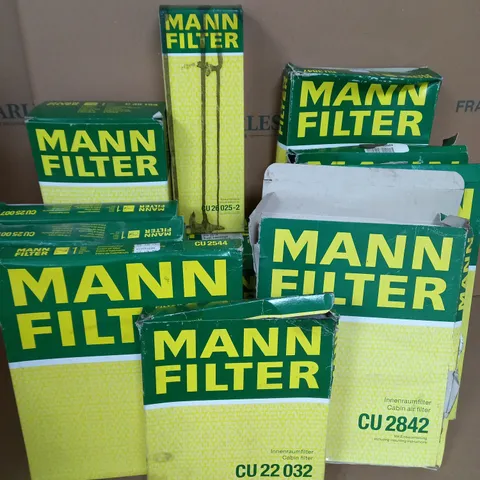 BOX OF APPROX. 11 MANN AIR FILTERS 