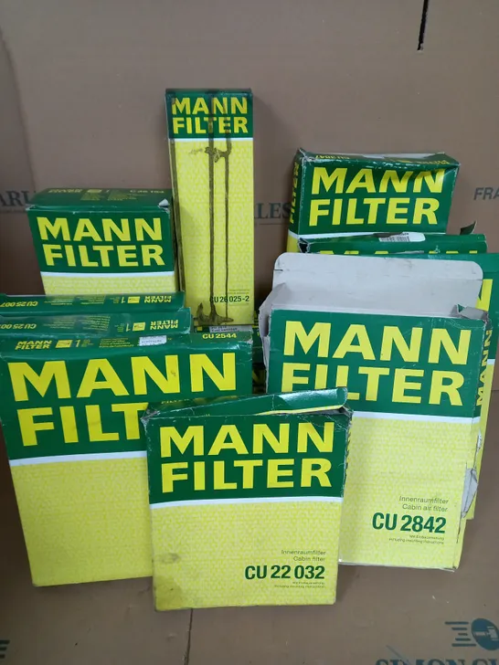 BOX OF APPROX. 11 MANN AIR FILTERS 