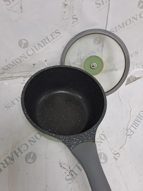 GREEN METAL COOKING PAN 