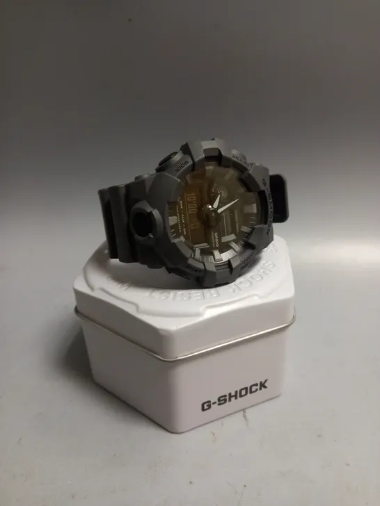 CASIO G-SHOCK WATCH IN GREY