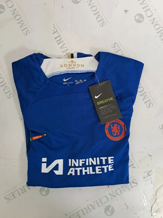 CHELSEA FOOTBALL CLUB INFANT HOME SHIRT AND SHORTS SET SIZE 28 