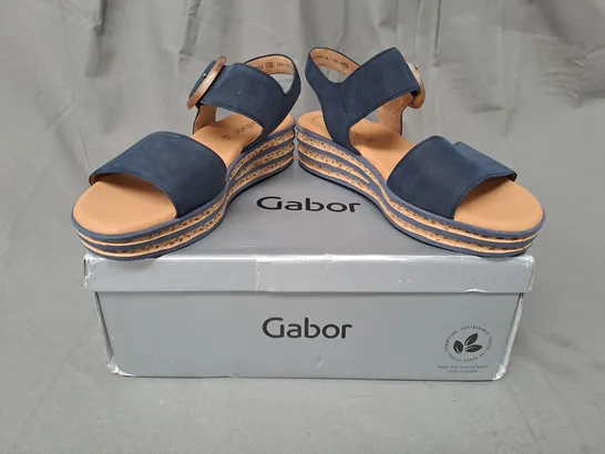 BOXED PAIR OF GABOR OPEN TOE WEDGE SANDALS IN NAVY UK SIZE 6.5