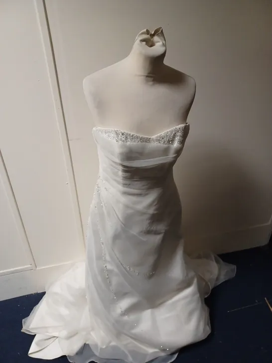 ROSETTA NICOLINI ALBERTA STYLE WEDDING DRESS SIZE 14