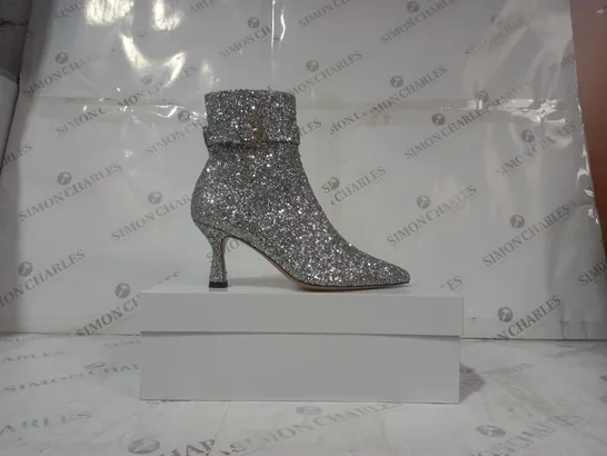 BOXED PAIR OF CAMILLA ELPHICK CORA POINTED TOE HEELED BOOTS IN METALLIC SILVER GLITTER EFFECT EU SIZE 36