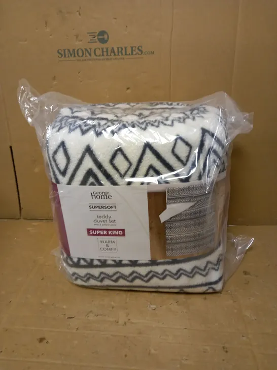 BOX OF 2 BRAND NEW GEORGE HOME SUPERSOFT TEDDY DUVET SET - GREY - SUPERKING