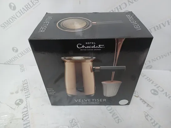 BOXED HOTEL CHOCOLAT VELVETISER IN WHITE  RRP £140