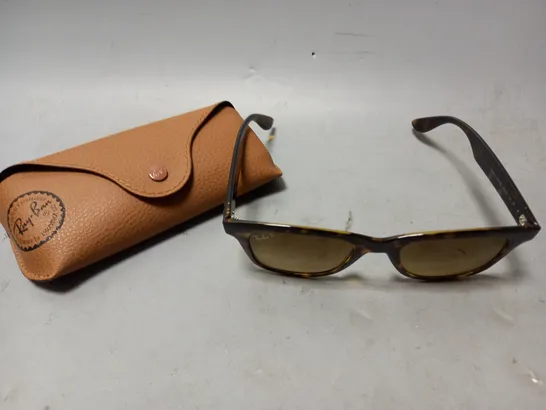 RAY-BAN SUNGLASSES IN DARK TORTOISE SHELL COLOUR