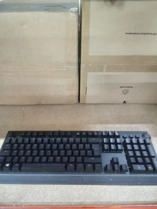 BOXED RAZER BLACKWOOD V3 PRO GAMING KEYBOARD 