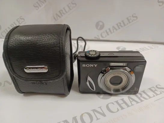 UNBOXED SONY CYBER SHOT 7.2MP CAMERA - DSC-W17 + CASE