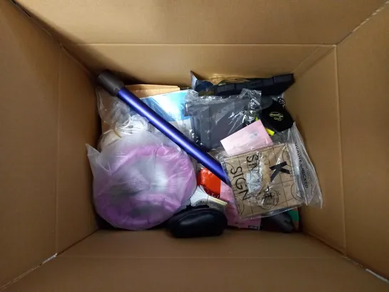 lot of assorted items which include dog harness, seasonal crackers, multifoil insulation 