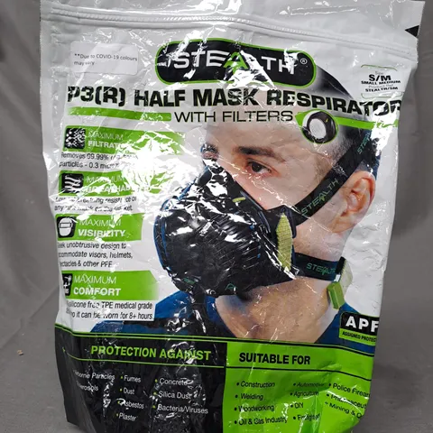 STEALTH P3(R) HALF MASK RESPIRATOR WITH FILTERS