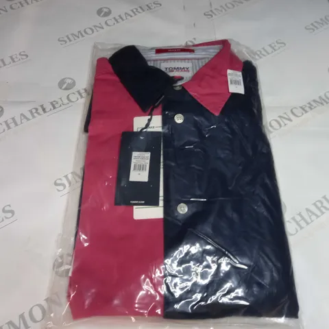 TOMMY JEANS SKATE FIT BUTTON ARCHIVE COLOURBLOCK SHIRT IN TWILIGHT NAVY/RED - MEDIUM