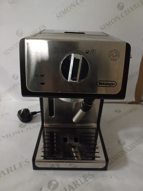 DE'LONGHI ECP35.31TRADITIONAL BARISTA PUMP ESPRESSO MACHINE