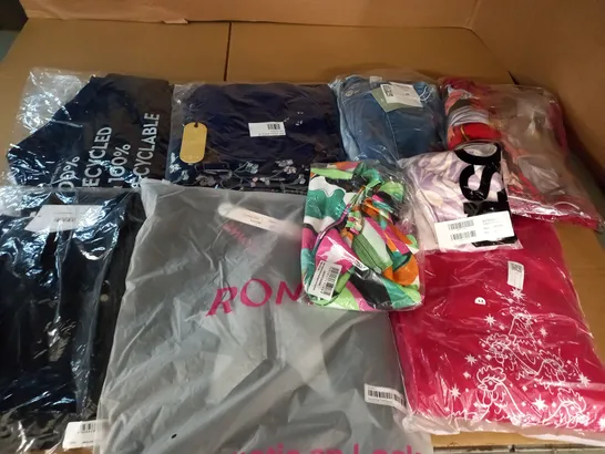 LARGE QUANTITY OF ASSORTED BAGGED CLOTHING ITEMS TO INCLUDE BODEN, IN THE STYLE AND H&M