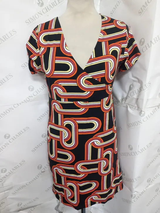 SUPERDRY VINTAGE WRAP DAY DRESS IN GEO LINKS BLACK SIZE 10