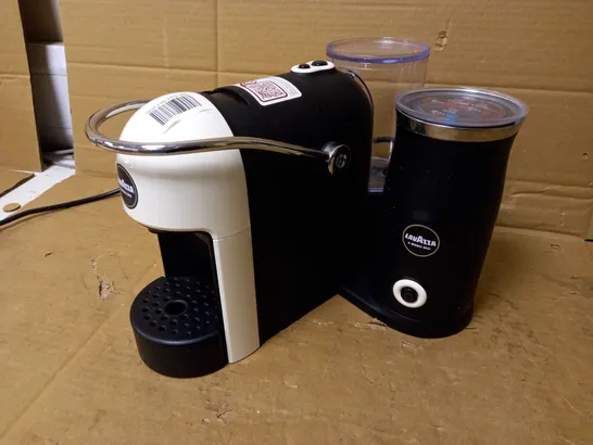 LAVAZZA A MODO MIO JOLIE PLUS COFFEE MACHINE WITH MILK FROTHER