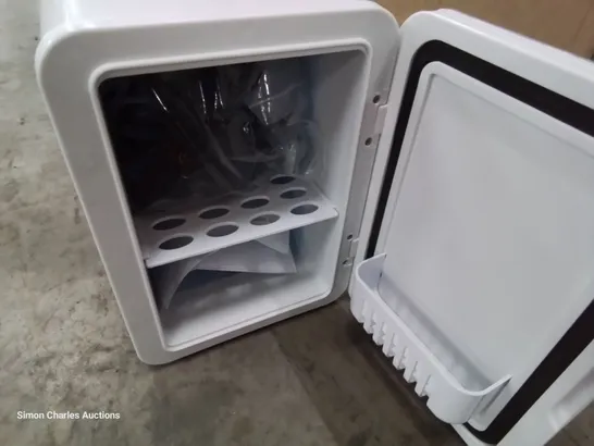 BOXED 12V MINI FRIDGE model LL-4AL