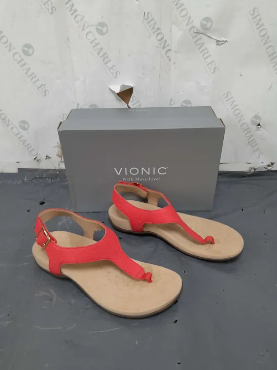 BOXED PAIR OF VIONIC RED SANDALS IN SIZE 7