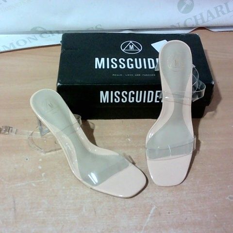 BOXED PAIR OF MISSGUIDED SIZE 6