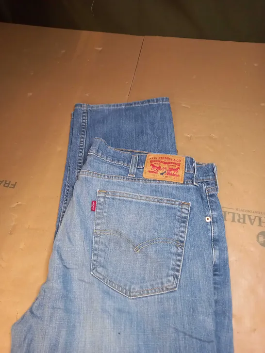 LEVIS STRAUSS DENIM JEANS SIZE W30