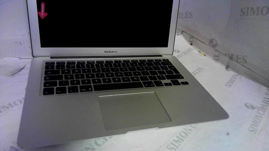 SILVER MACBOOK AIRCORE I5 256GB