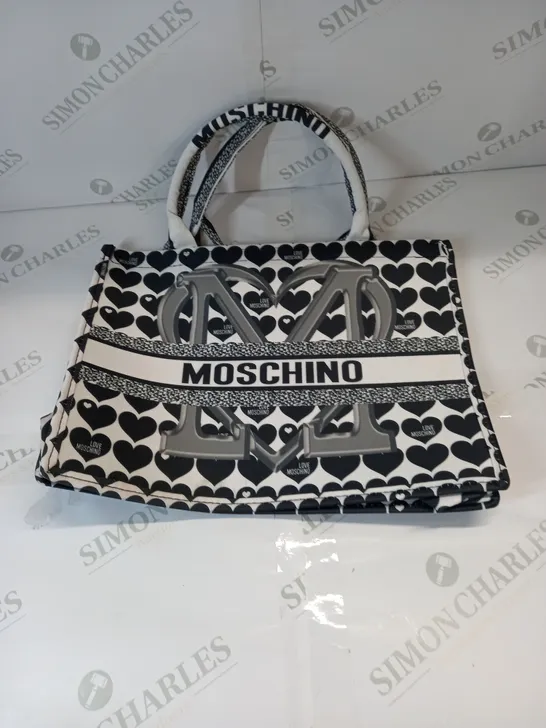 LOVE MOSCHINO SQUARE SHAPED BAG 