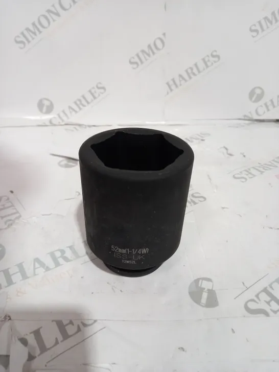 52MM ISS - UK SOCKET 