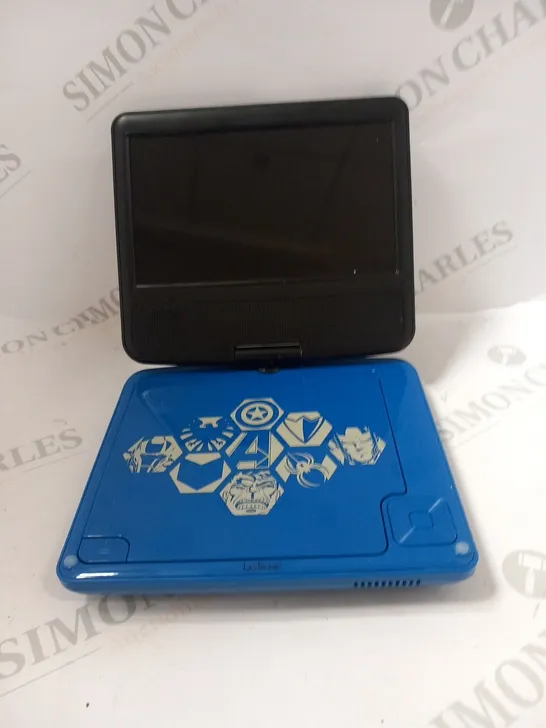 BOXED AVENGERS PORTABLE DVD PLAYER