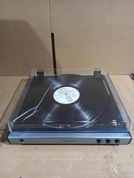 AUDIO-TECHNICAL AUTOMATIC TURNTABLE 